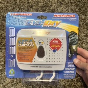 Eva-Dry E-333 Reusable Mini Dehumidifier - New/Factory Sealed